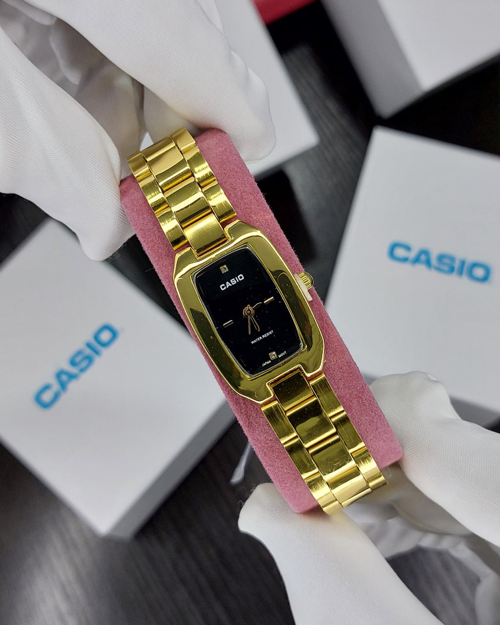 Montre "CASIO" Quartz "GOLD"