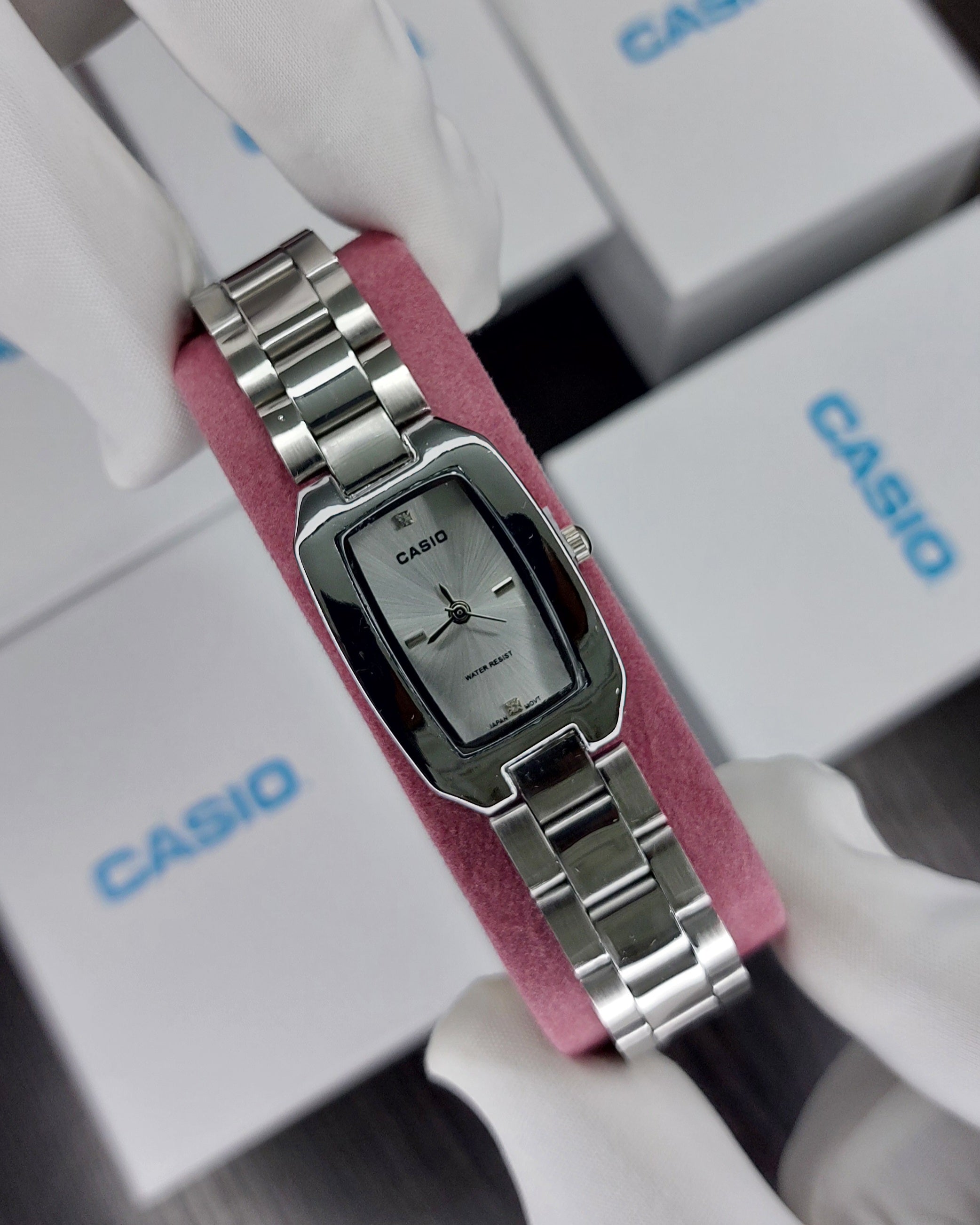 Montre "CASIO" Quartz "Silver"